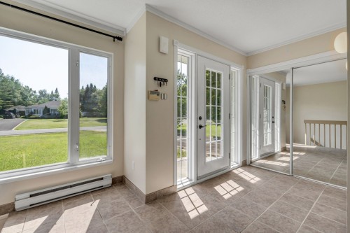 Hall d'entrée/Vestibule - 142 Rue Du Parc, Shannon, QC 
