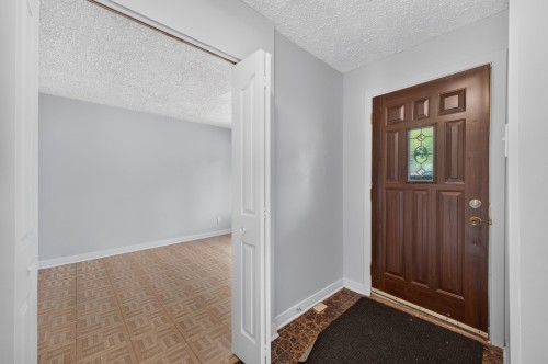 Mud Room - 988 18E Avenue, Laval (Fabreville), QC - Indoor Photo Showing Other Room