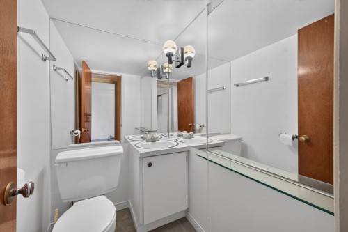 Powder room - 988 18E Avenue, Laval (Fabreville), QC - Indoor
