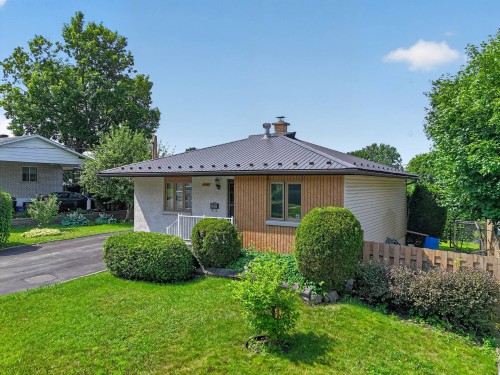 Front of Structure - 988 18E Avenue, Laval (Fabreville), QC - Outdoor