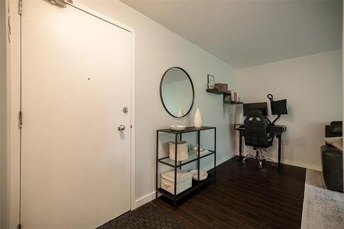 202-211 Coniston St, Winnipeg, MB 