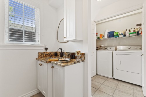 Salle de lavage - 2-58 Rue Bourget, Gatineau (Hull), QC - Indoor Photo Showing Laundry Room