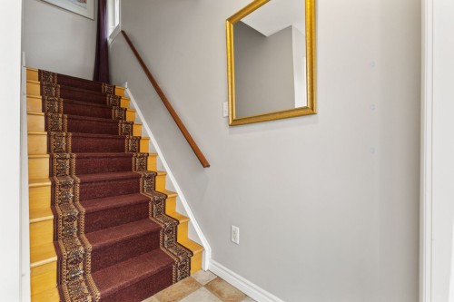 Hall d'entrée/Vestibule - 2-58 Rue Bourget, Gatineau (Hull), QC - Indoor Photo Showing Other Room