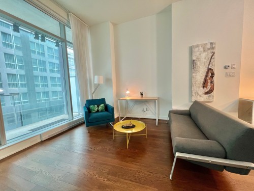 Living Room - 308-1155 Rue De La Montagne, Montréal (Ville-Marie), QC 