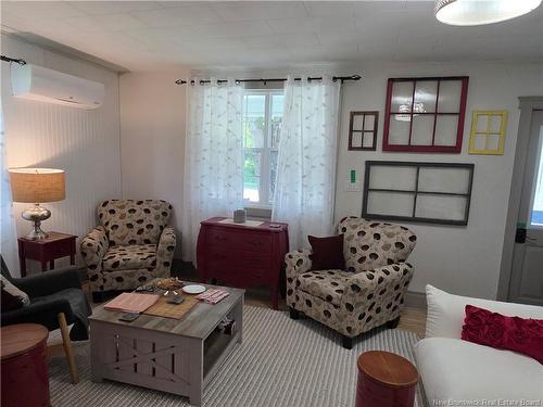 35 Queen West St, Saint Stephen, NB 