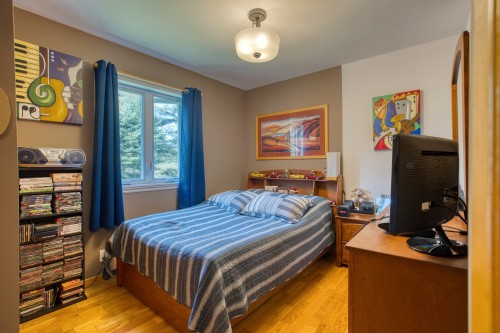 Chambre à coucher - 275 Ch. Du Mont-Loup-Garou, Sainte-Adèle, QC - Indoor Photo Showing Bedroom