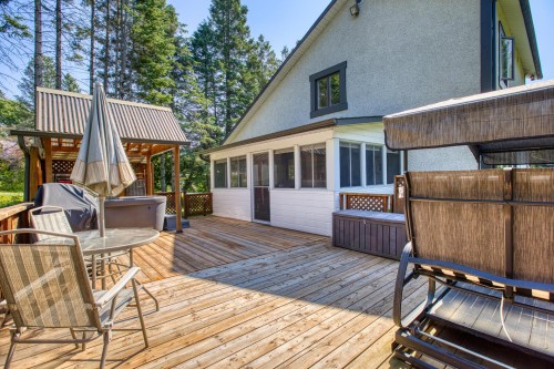 Terrasse - 275 Ch. Du Mont-Loup-Garou, Sainte-Adèle, QC - Outdoor With Deck Patio Veranda With Exterior