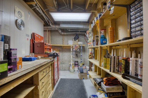 Atelier - 275 Ch. Du Mont-Loup-Garou, Sainte-Adèle, QC - Indoor