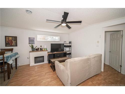 21 Kellys Dr, Fredericton, NB 