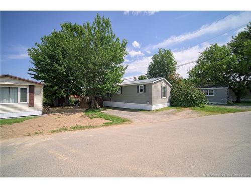 21 Kellys Dr, Fredericton, NB 