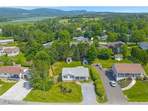 77 Law Ave, Hampton, NB 