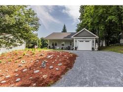 76 Pleasant AVE  Sussex, NB E4E 1X7