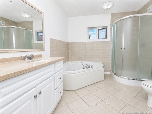 11 Baxter Crt, Fredericton, NB 