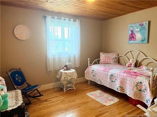 98 Islandview Dr, Miramichi, NB 