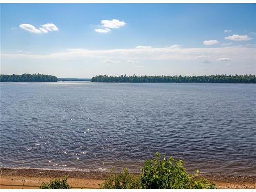 98 Islandview Dr, Miramichi, NB 