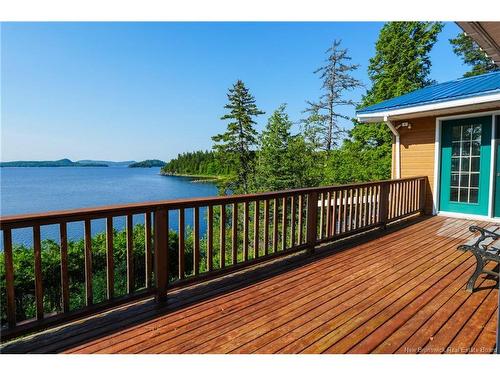 28 Eel Cove Rd, Utopia, NB 