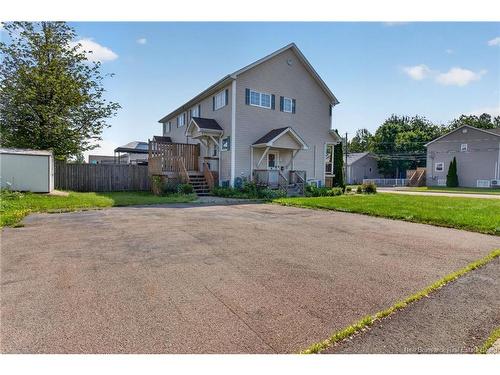 205 Lonsdale Dr, Moncton, NB 