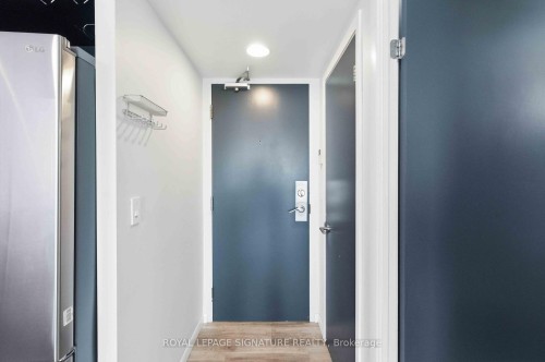 1812-185 Legion Road N, Toronto, ON - Indoor