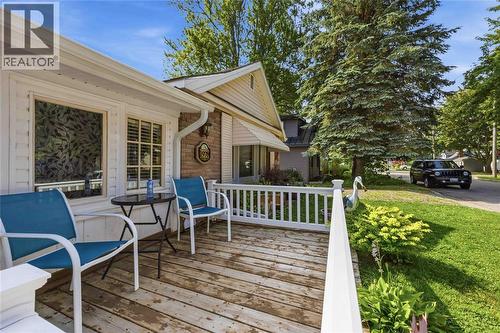 1978 Orchard Avenue, Sarnia, ON 