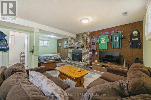 15 Confederation Drive, St. Thomas, ON 