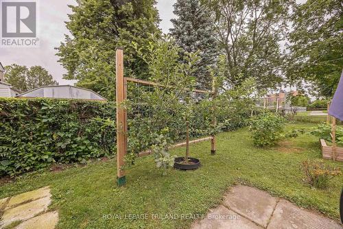 15 Confederation Drive, St. Thomas, ON 