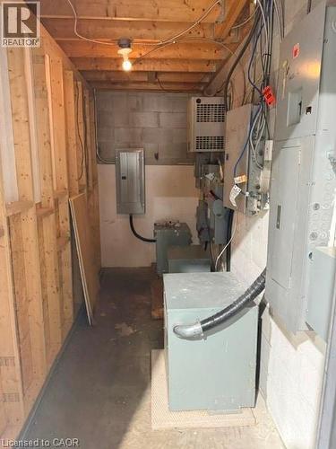 95 Hempstead Drive Unit# 9, Hamilton, ON 