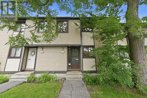 3 - 7874 JEANNE D'ARC BOULEVARD  Ottawa, ON K1C 2E9