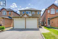 65 SHEPTON WAY  Toronto, ON M1V 5N4