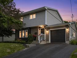 5 Skyvue Terrace  Dartmouth, NS B2W 3Z2