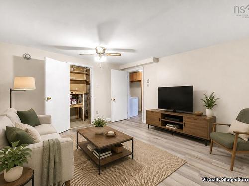 48 Regal Road, Dartmouth, NS - Indoor Photo Showing Living Room
