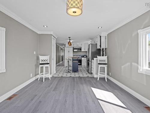 1 Bishop Avenue, Dartmouth, NS 