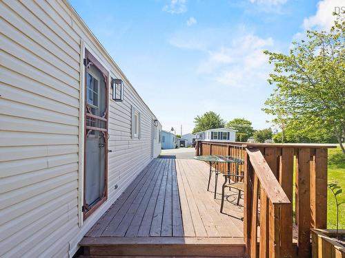 1 Bishop Avenue, Dartmouth, NS 