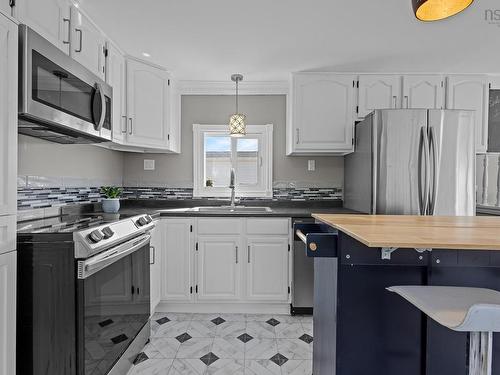 1 Bishop Avenue, Dartmouth, NS 