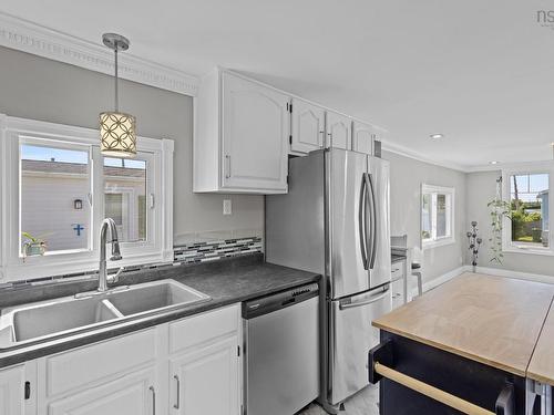 1 Bishop Avenue, Dartmouth, NS 