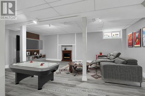 930 Maramis Court, Mississauga, ON 