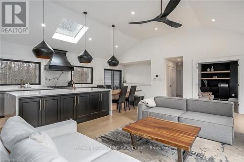 327 Goodram Drive, Burlington, ON 