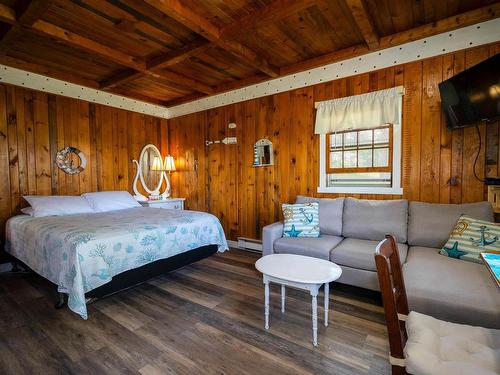 234 Highway 1, Smiths Cove, NS 