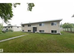 3811 116 AV NW  Edmonton, AB T5W 0W8