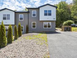 64 Everette Street  Dartmouth, NS B2W 1H2