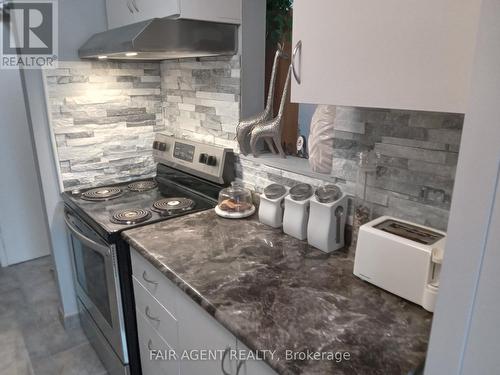 410 - 931 Wonderland Road S, London South (South M), ON 