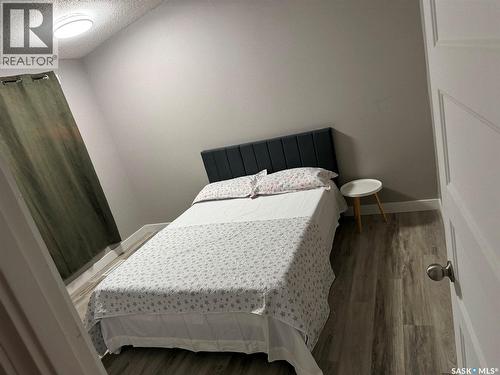 2905 Grant Road, Regina, SK - Indoor Photo Showing Bedroom