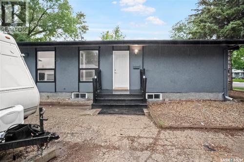 2905 Grant Road, Regina, SK - Outdoor