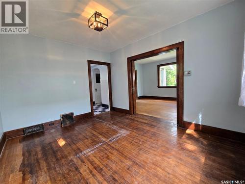 120 8Th Street E, Saskatoon, SK 