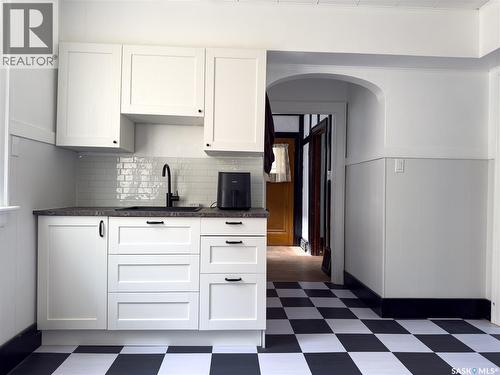 120 8Th Street E, Saskatoon, SK 
