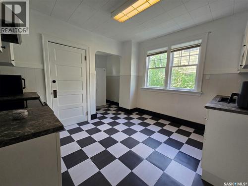 120 8Th Street E, Saskatoon, SK 