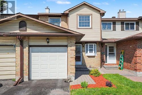 42 SUNDBACK LANE  Ottawa, ON K2L 2W8