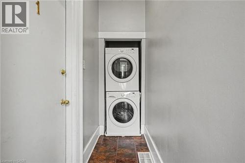 22 Stinson Street, Hamilton, ON - Indoor Photo Showing Laundry Room
