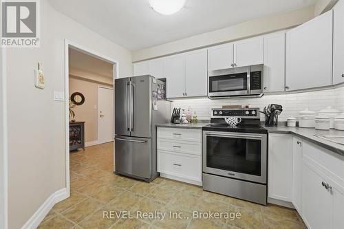 Kitchen - 201 - 141 Church Street, St. Catharines (Downtown), ON - Indoor Photo Showing Kitchen