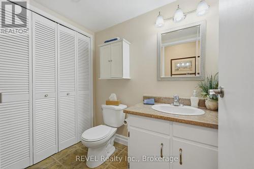Powder Room - 201 - 141 Church Street, St. Catharines (Downtown), ON - Indoor Photo Showing Bathroom