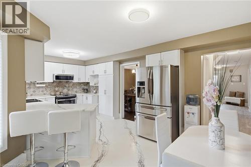 196 Harwood Road, Cambridge, ON - Indoor Photo Showing Kitchen